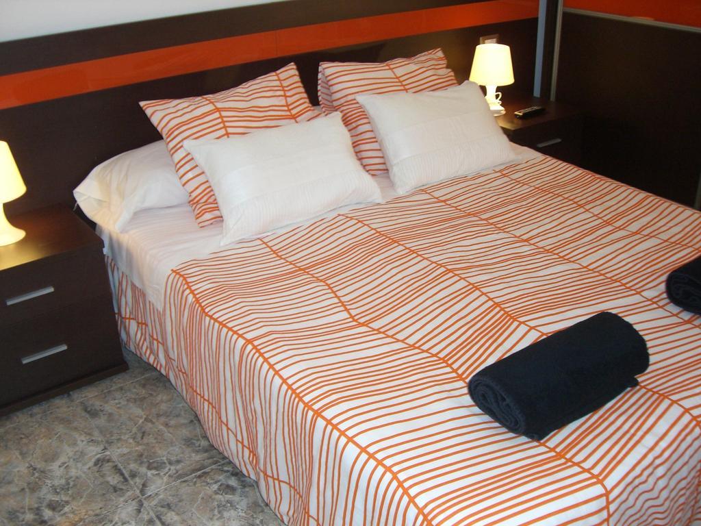 Pension Aqua Rooms Portomarín Extérieur photo