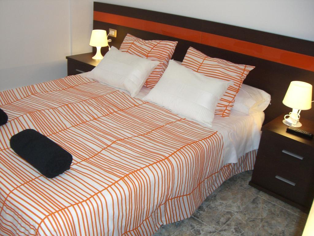Pension Aqua Rooms Portomarín Extérieur photo