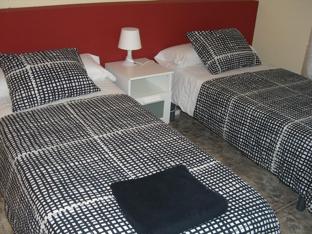 Pension Aqua Rooms Portomarín Extérieur photo