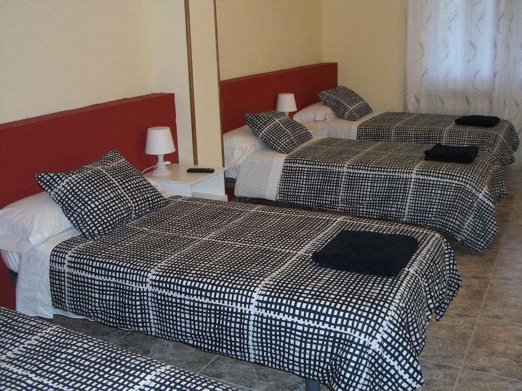 Pension Aqua Rooms Portomarín Extérieur photo